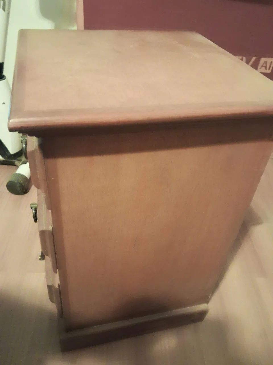 Mesa de cabeceira madeira maciça 64985890184194124