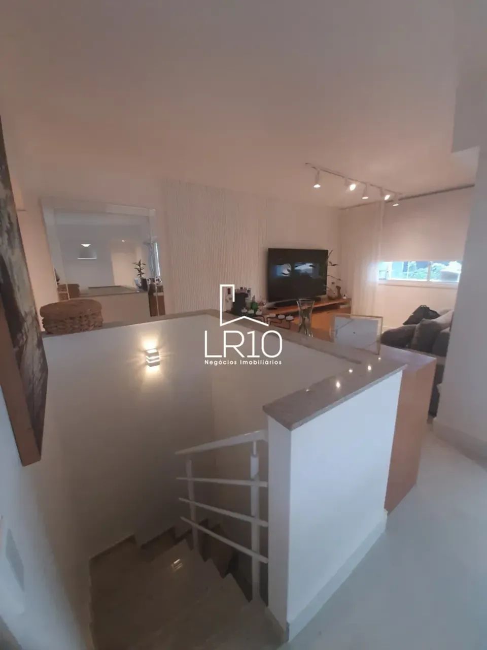 Duplex mobiliado para aluguel com 178 metros quadrados com 4 quartos - Foto 4
