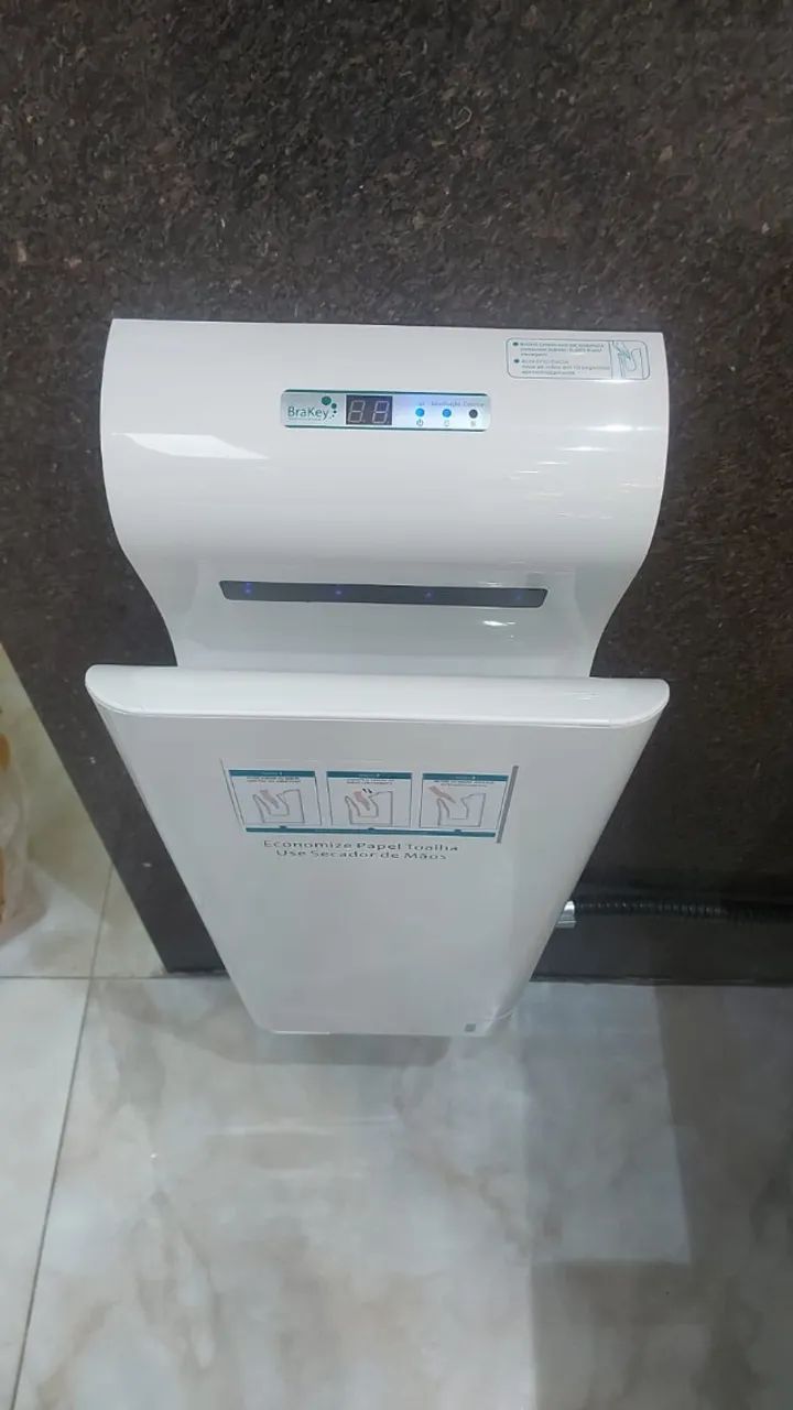 SECADOR MAOS VERTICAL AUTOMATICO SENSOR PRESENCA