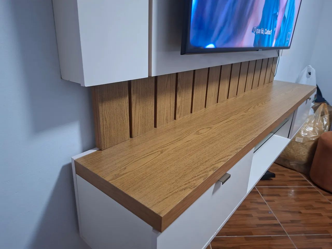 TV + Painel MDF - Ótima oportunidade! - Foto 2