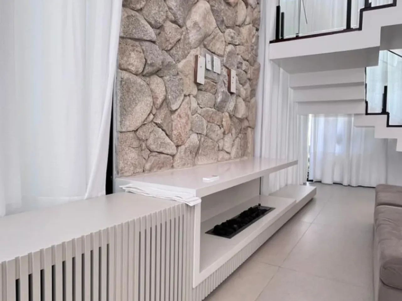 Casa ALUGUEL 3 Quartos com 3 Suítes e 269m² - Pedra Branca - Foto 5