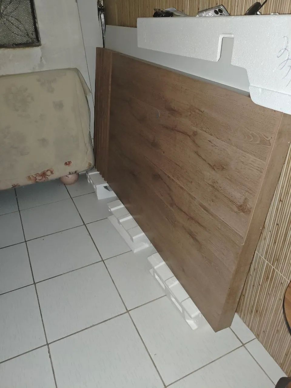 Painel para TV em Ótimo Estado - Moderno e Resistente - Foto 2
