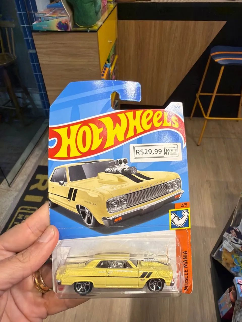 Hot Wheels 2025 Compact Kings - Carro Colecionável