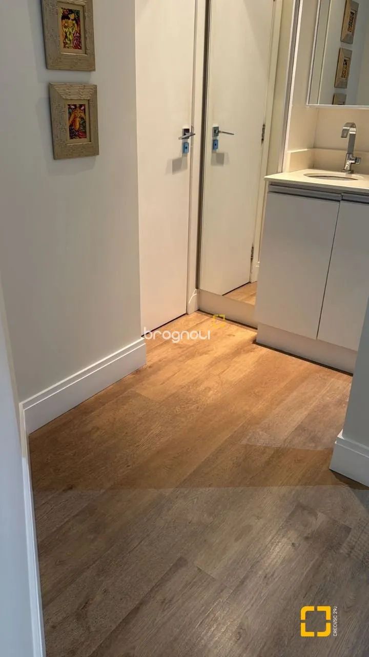 Sala com 35m2 privativos, lavabo, copa e 1 vaga de garagem - Centro - Fpolis/SC - Foto 2