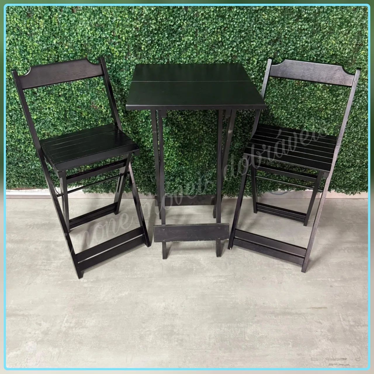 Mesa bistro alta com 2 bancos 