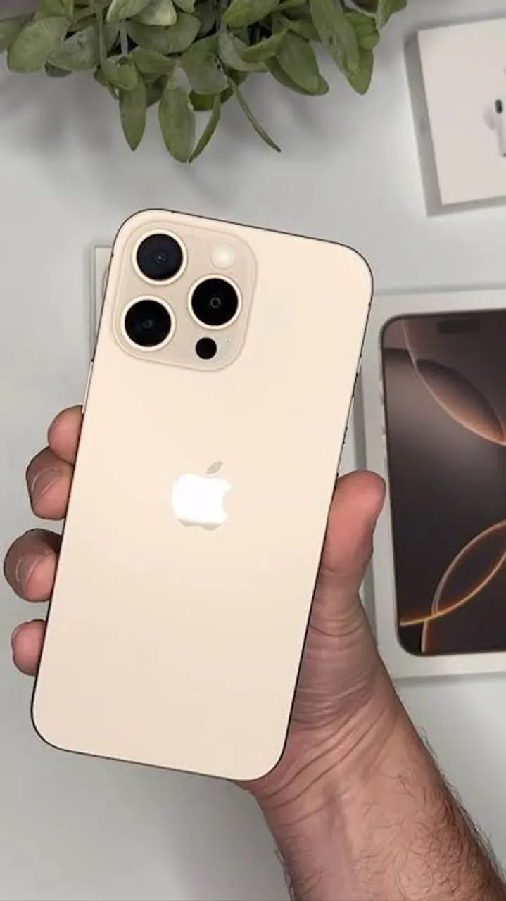 iPhone 16 Pro Max 