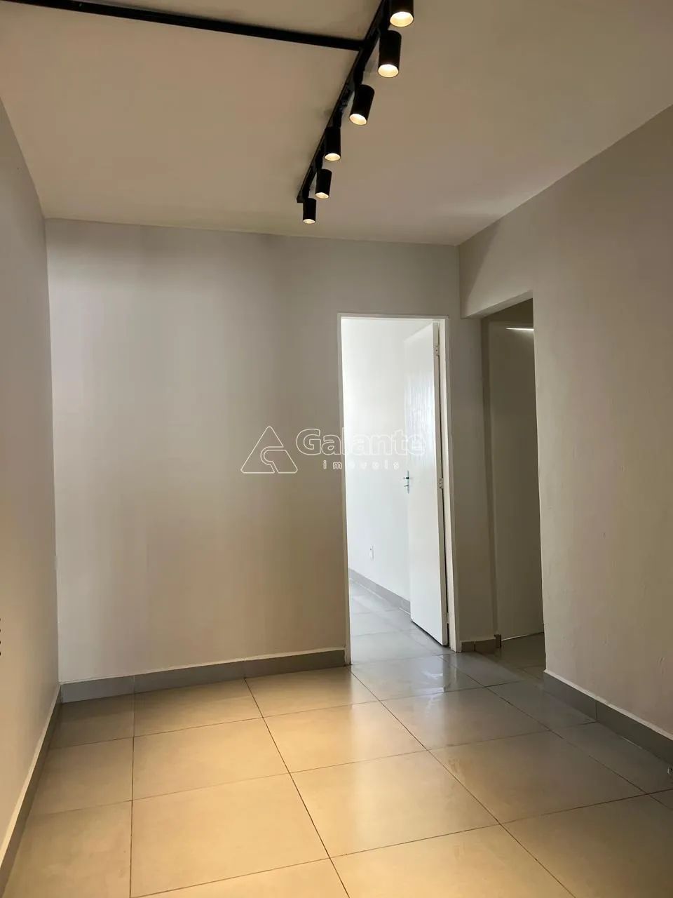 Casa para alugar com 02 quartos no Vila União - Foto 2