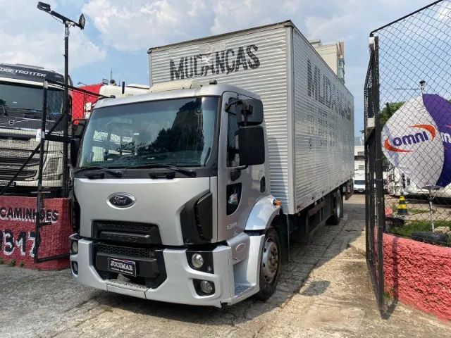 FORD CARGO 1319 BAÚ 2013 - Foto 3