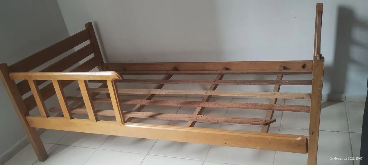 Cama de solteiro em madeira  - Foto 3