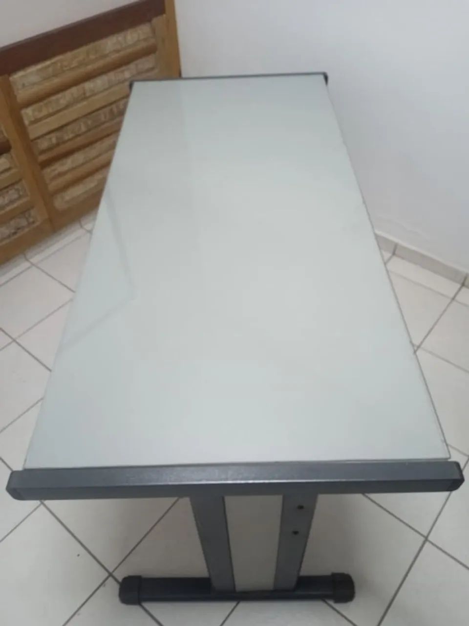 Mesas de Escritório (com vidro) - Foto 4