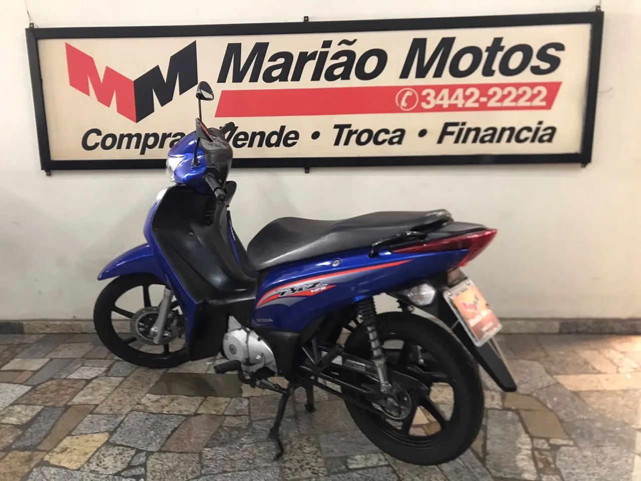 Biz 125 EX 2017  - Foto 4