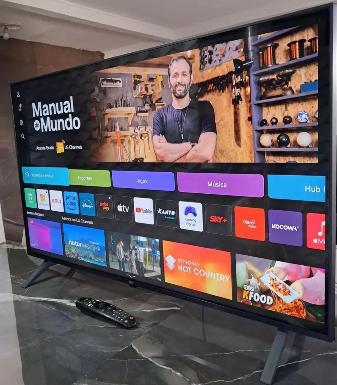 Tv smart LG 43 polegadas Borda infinita 4k Bluetooth  - Foto 2