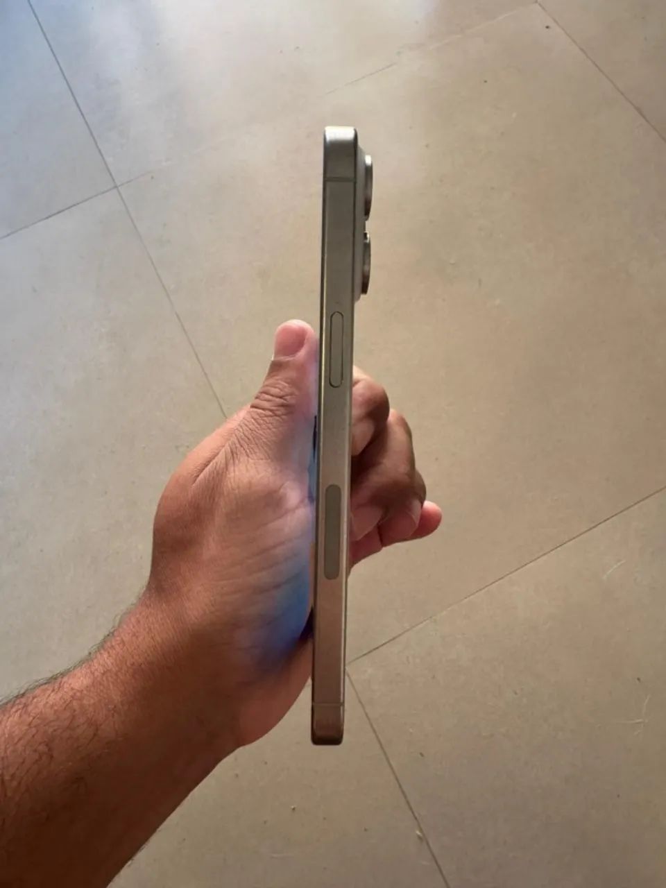 iPhone 15 Pro Max - Foto 3