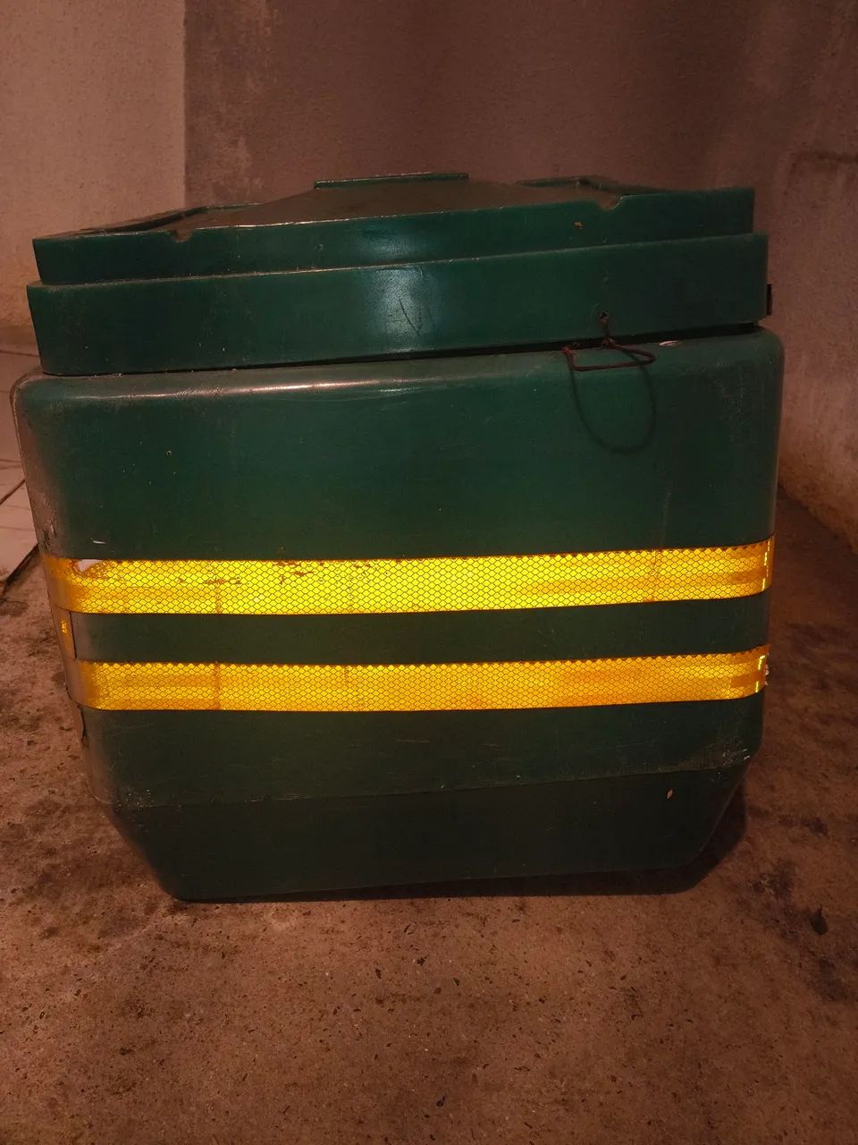 Vendo caixa de moto para 160 ou 150 com suporte de correr - Foto 2