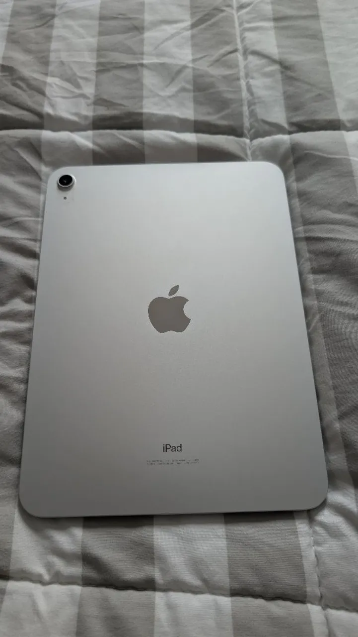 iPad Air 5ª Geração 256GB + Magic Keyboard + Apple Pencil 2ª