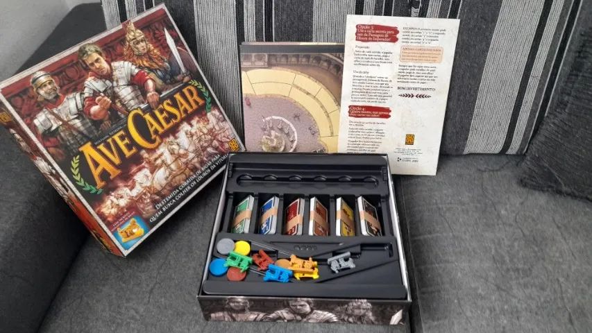 Jogo de Tabuleiro Ave Caesar - Foto 4
