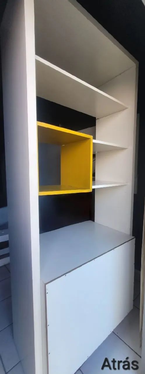 Estante com divisórias e baú - Foto 5