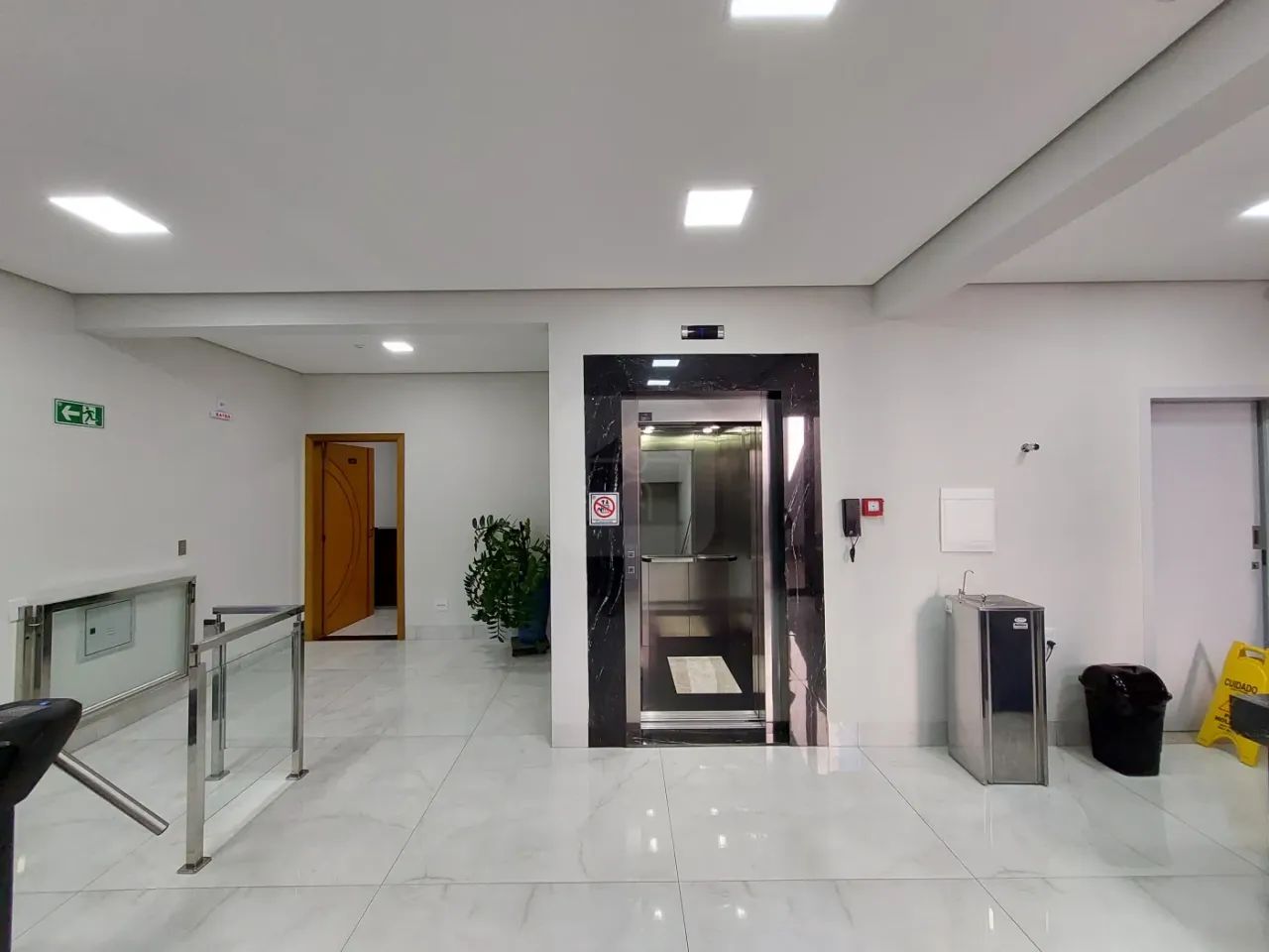 Sala comercial para locação no bairro Brasil - Foto 5