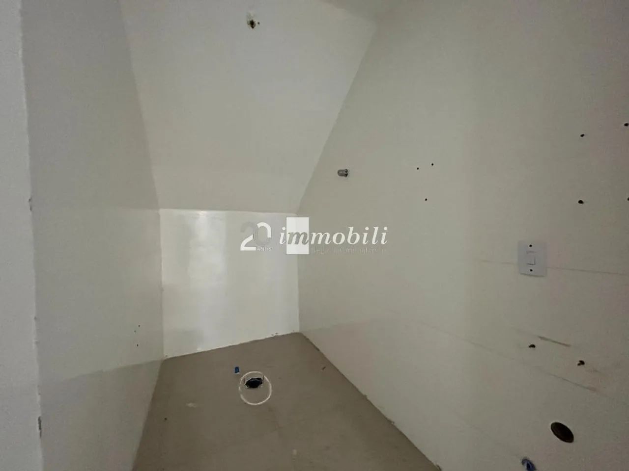 Prédio à venda em Carapicuíba, Vila Dirce, com 900 m² - Foto 4