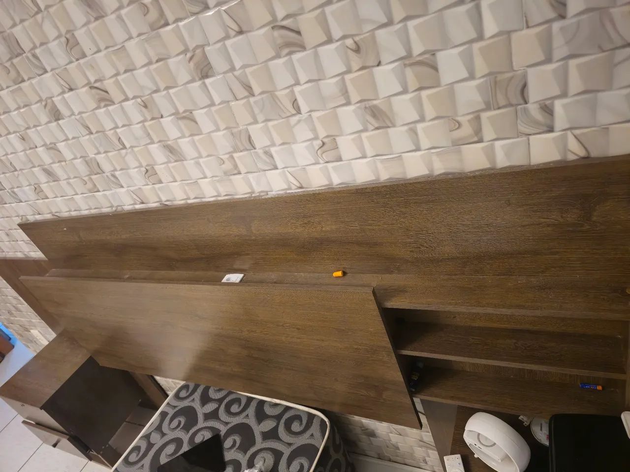 Cabeceira de cama queen com tomada - Foto 2