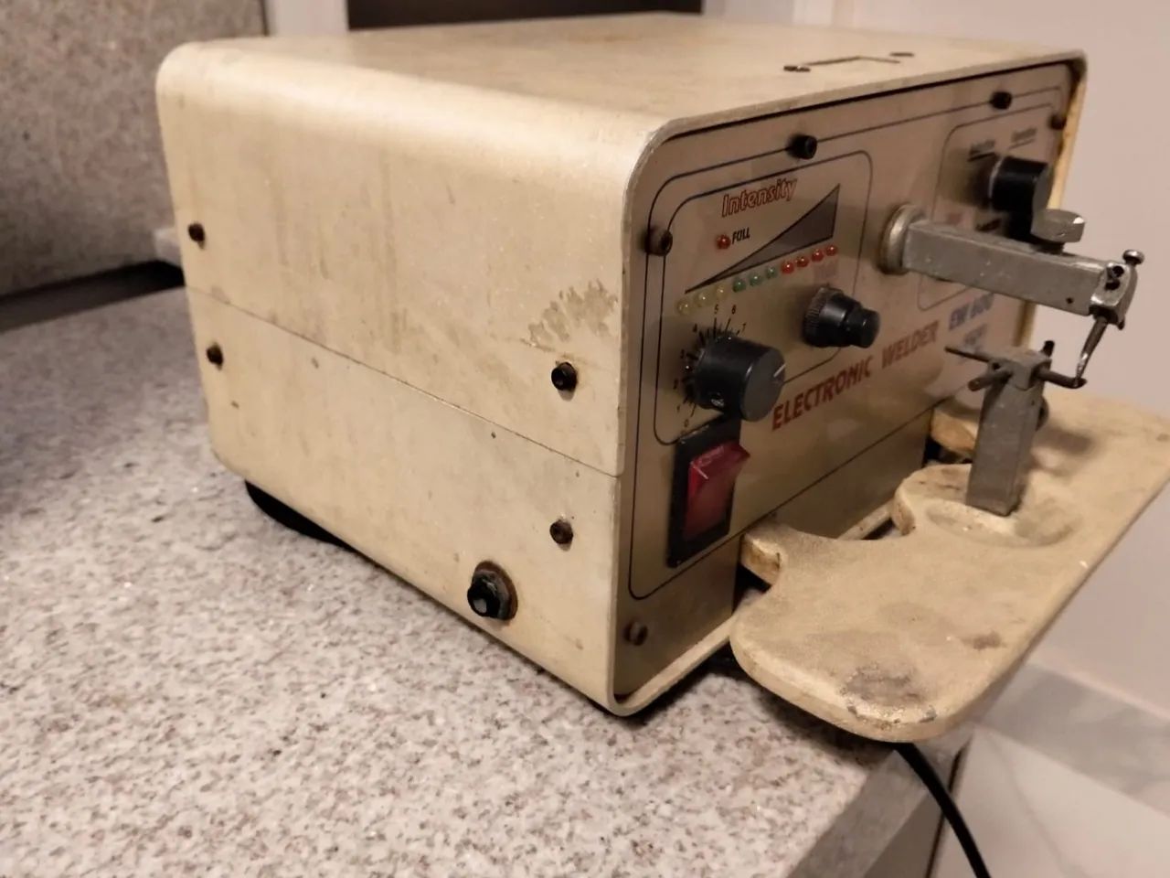 Maquina de Solda à ponto eletronico - Foto 2