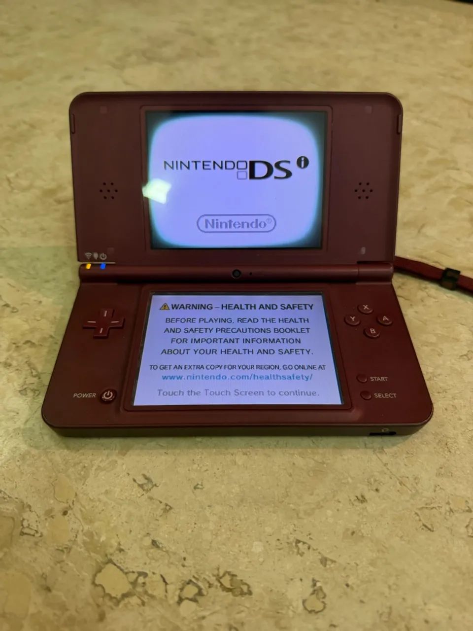 Nintendo DSi XL