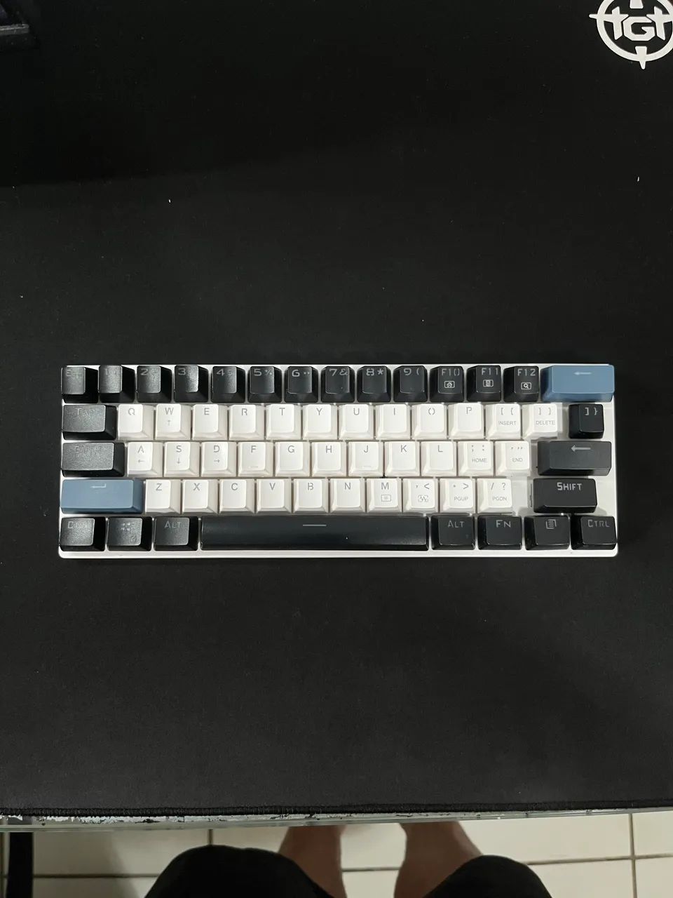 Teclado Mecânico K500 B61 + BRINDES 