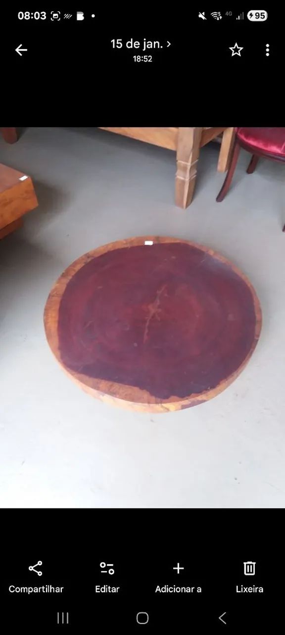 VENDO MESA DE CENTRO BAIXA MADEIRA MACIÇA - Foto 2