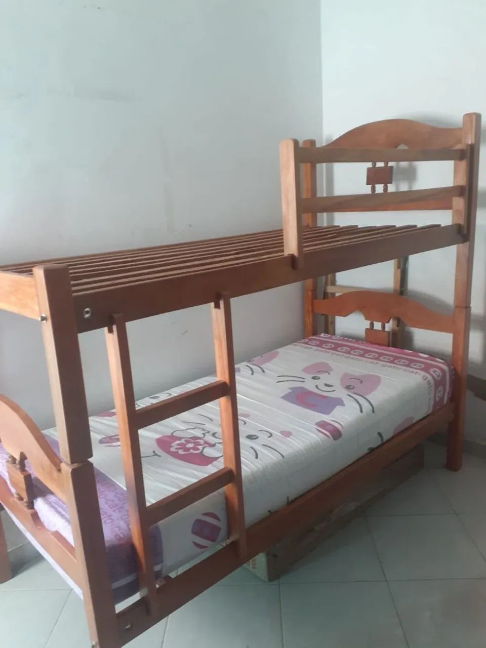 Vende-se Beliche solteirão 