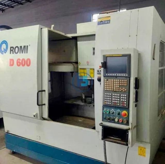 Centro de usinagem Romi D600 - C/10mil hrs de uso!