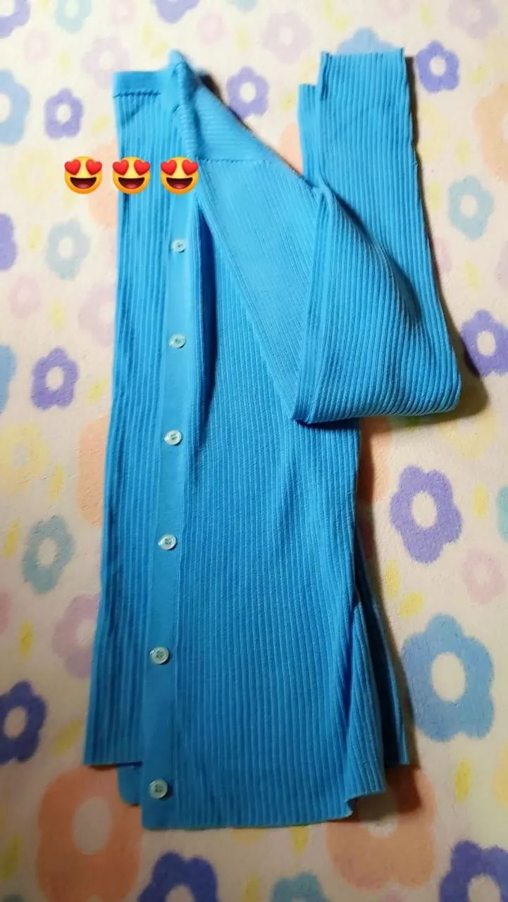 Roupas semi-novas valor 10,20 reais e aceito trocas  - Foto 3