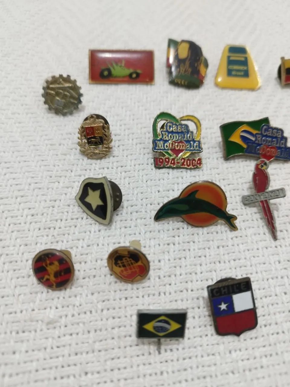 Broches variados  - Foto 2