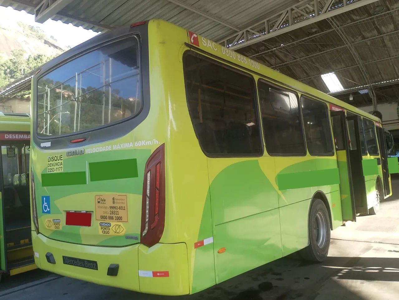 Caio Apache ano 2015 Mercedes 1519 com 37 lugares,ar condicionado  - Foto 2