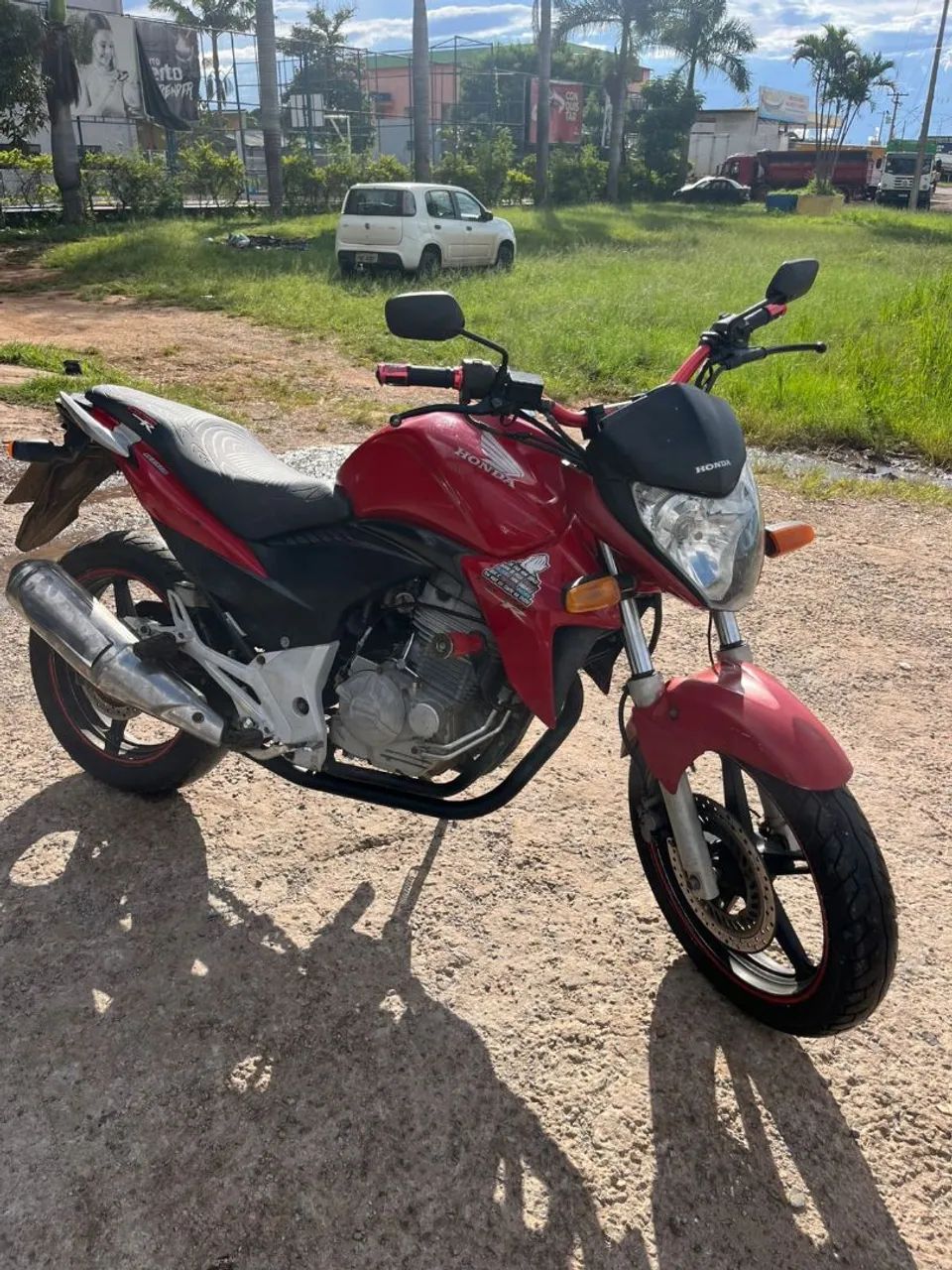 Honda CB 300  - Foto 2