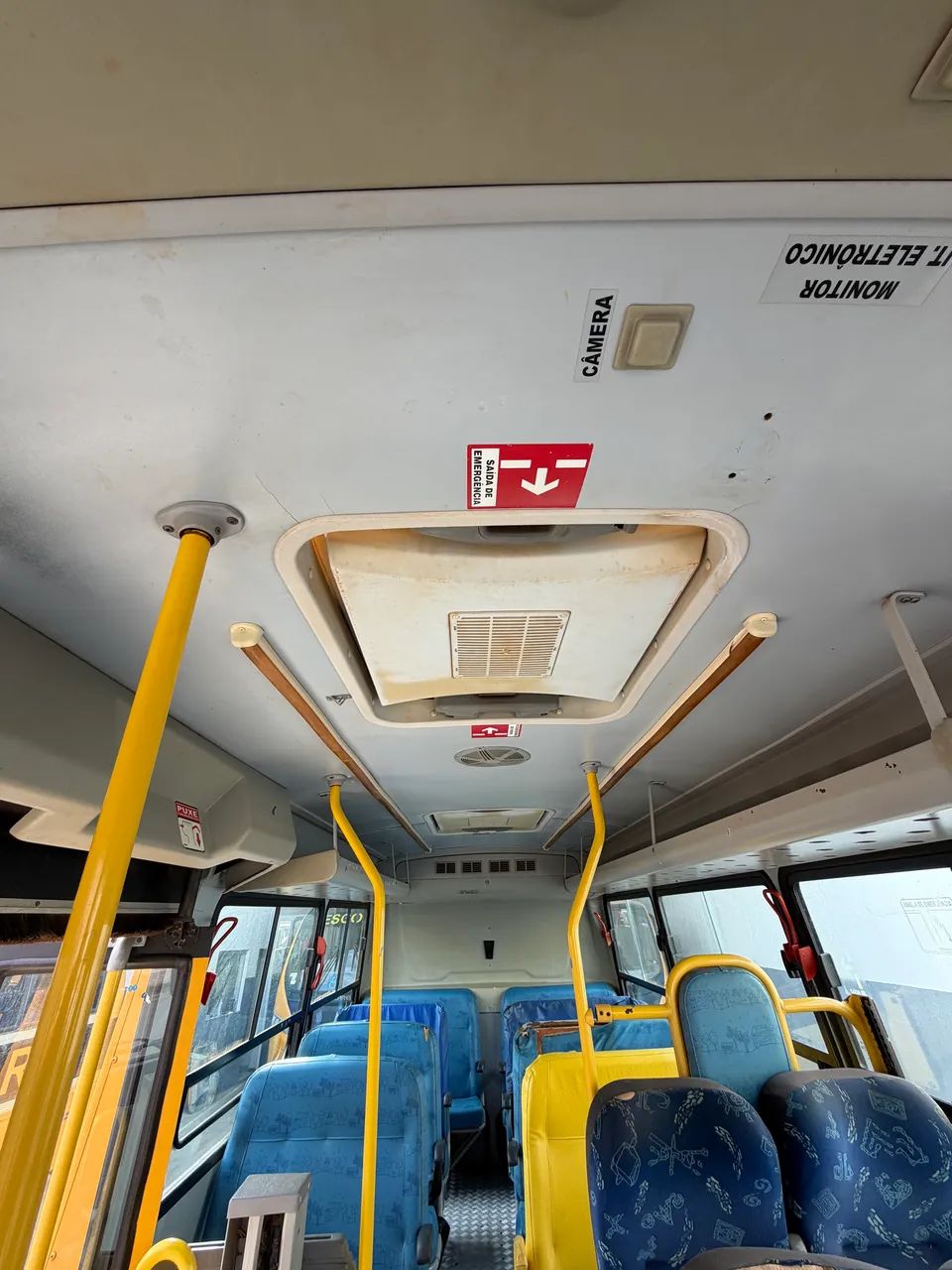 Micro Ônibus Iveco CityClass 70C17 Escolar  - Foto 10