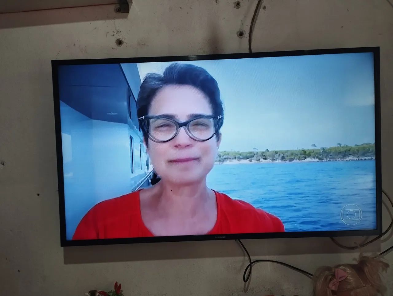 Tv Samsung cristal smart de 43 polegadas semi completo  - Foto 4
