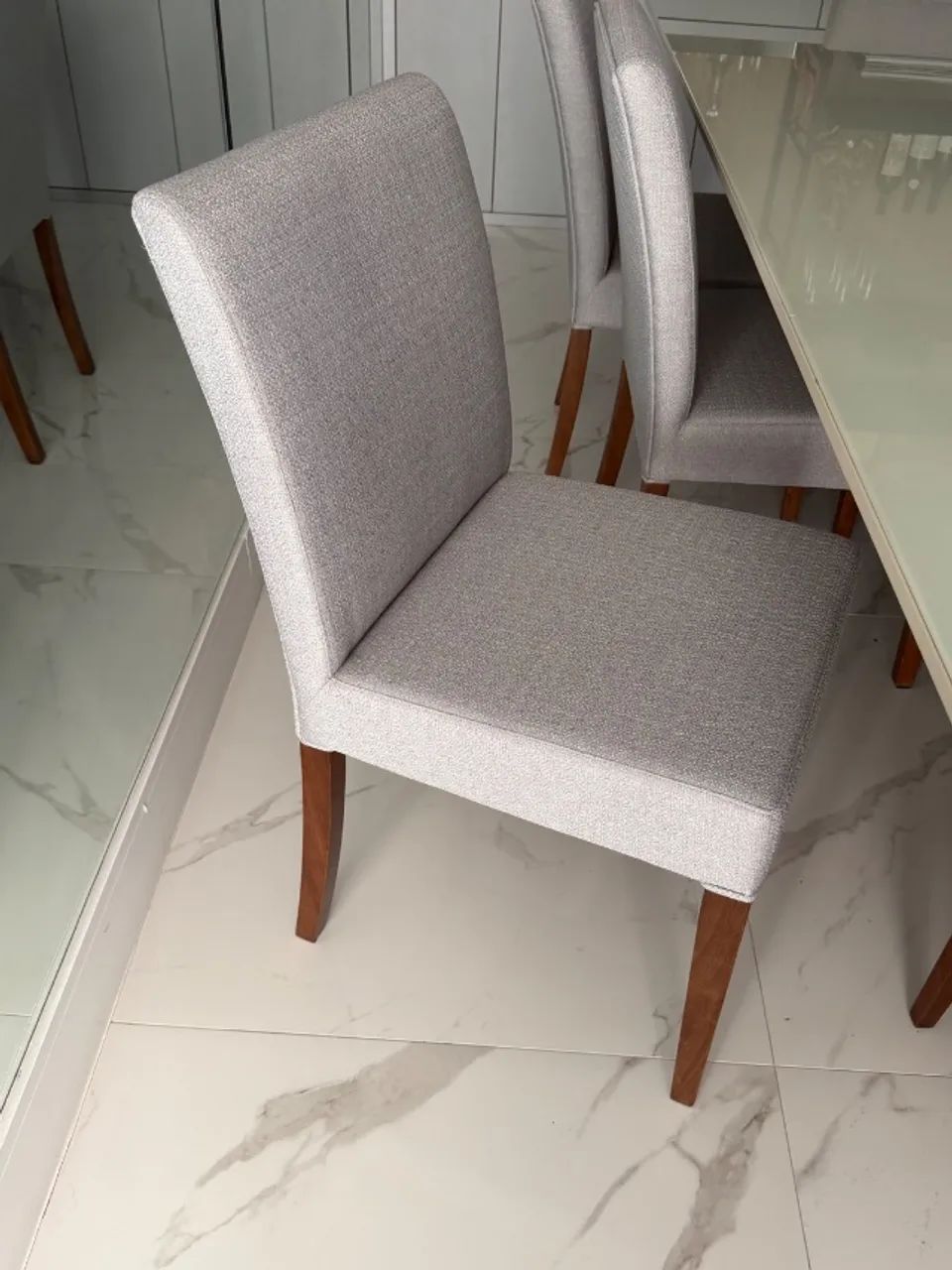 Mesa de Jantar 8 lugares com cadeiras  - Foto 2
