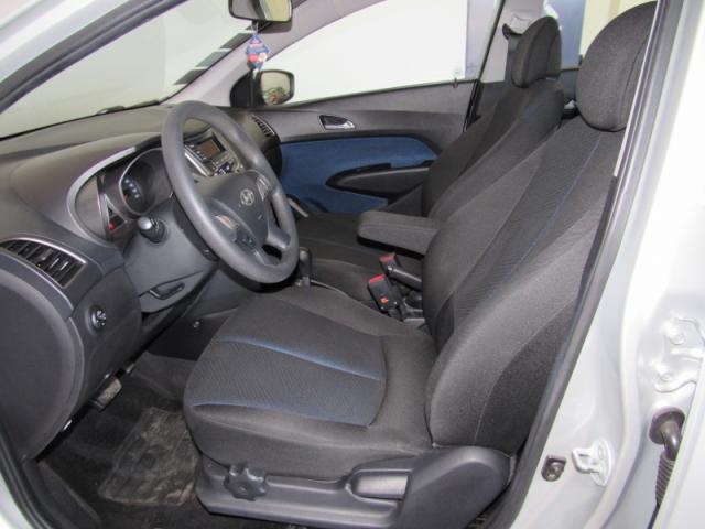 HYUNDAI HB20S 1.6 COMFORT STYLE 16V 2013 - Foto 8