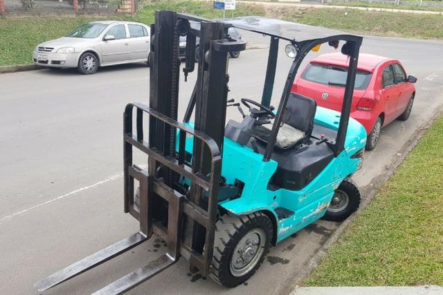 Empilhadeira Maximal capac.3ton - Foto 4