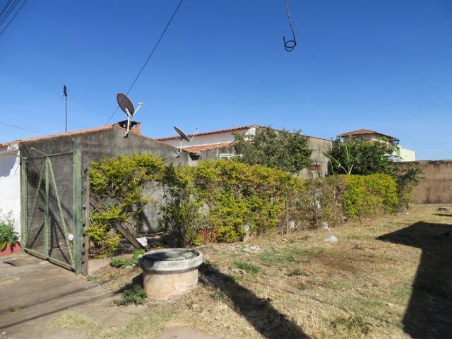Vendo casa 3 quartos, uma suíte com churrasqueira. Estudo troca apartamento 3 quartos - Foto 20