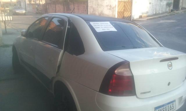 Corsa Sedan 1.4 - Foto 2