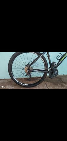 Vendo bike aro 29 freios hidraulicos - Foto 3