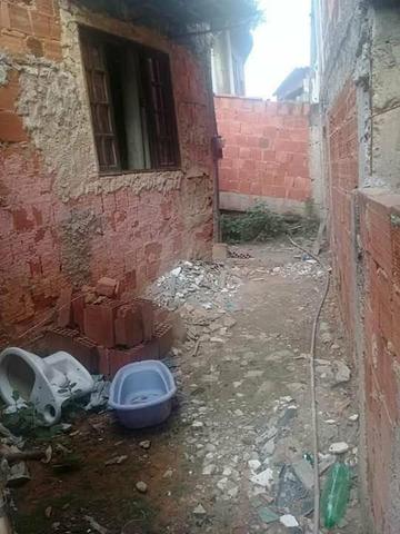 Vendo ou troco uma casa - Foto 3