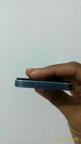 Vendo um iPhone 5 leia com atenção - Foto 3