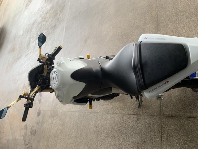 Honda CB1000r 15/15 com 11.950km - Foto 6