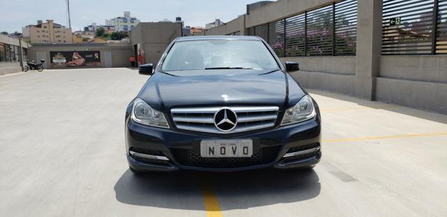 Mercedes Benz C 180 CGI Classic 1.8 Automática - Foto 2