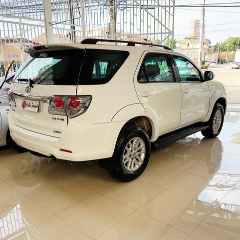 Hilux SW4 2014 Blindada Diesel 7 lugares - Foto 3