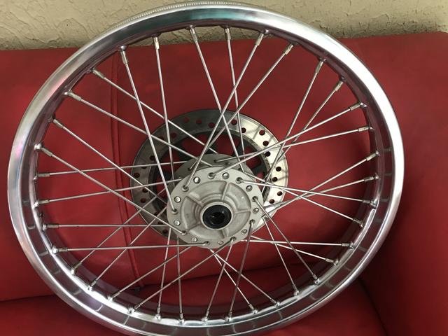 Vendo aro bros completo com raios inox 160