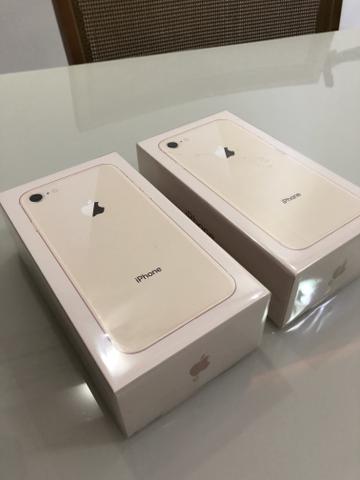 IPhone 8 64gb normal dourado novo