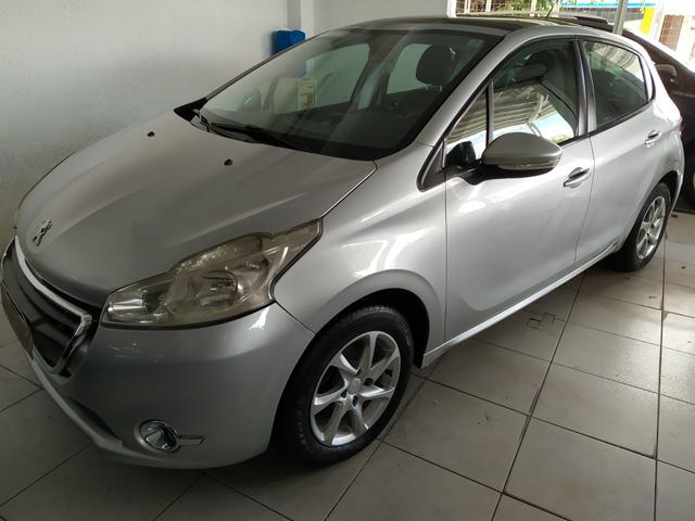 Peugeot 208 ano 2014 novo!!! financiamento e aprovação na hora!!!